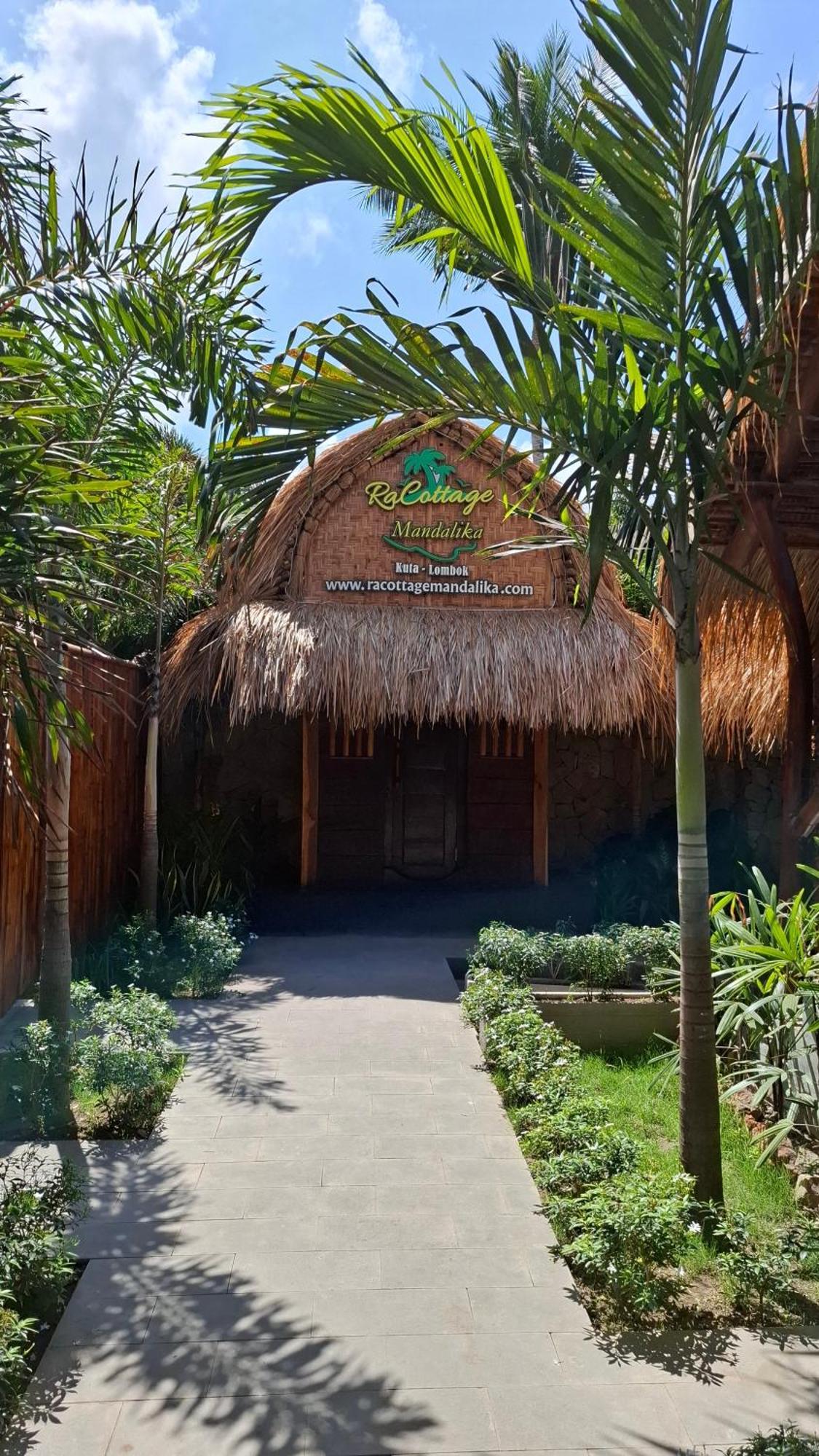 Racottage Mandalika Kuta  Exterior photo